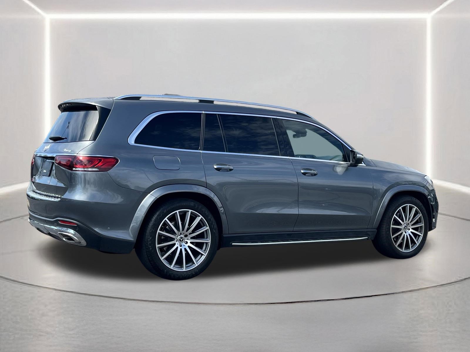 Used 2021 Mercedes-Benz GLS 580 4MATIC image 29