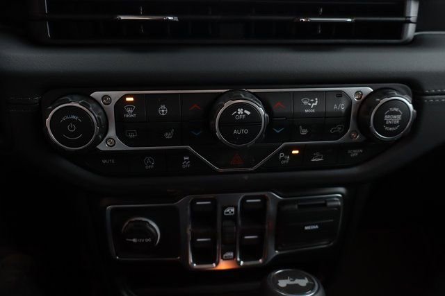 New 2026 Jeep Wrangler Unlimited Sahara AWD/4WD image 22