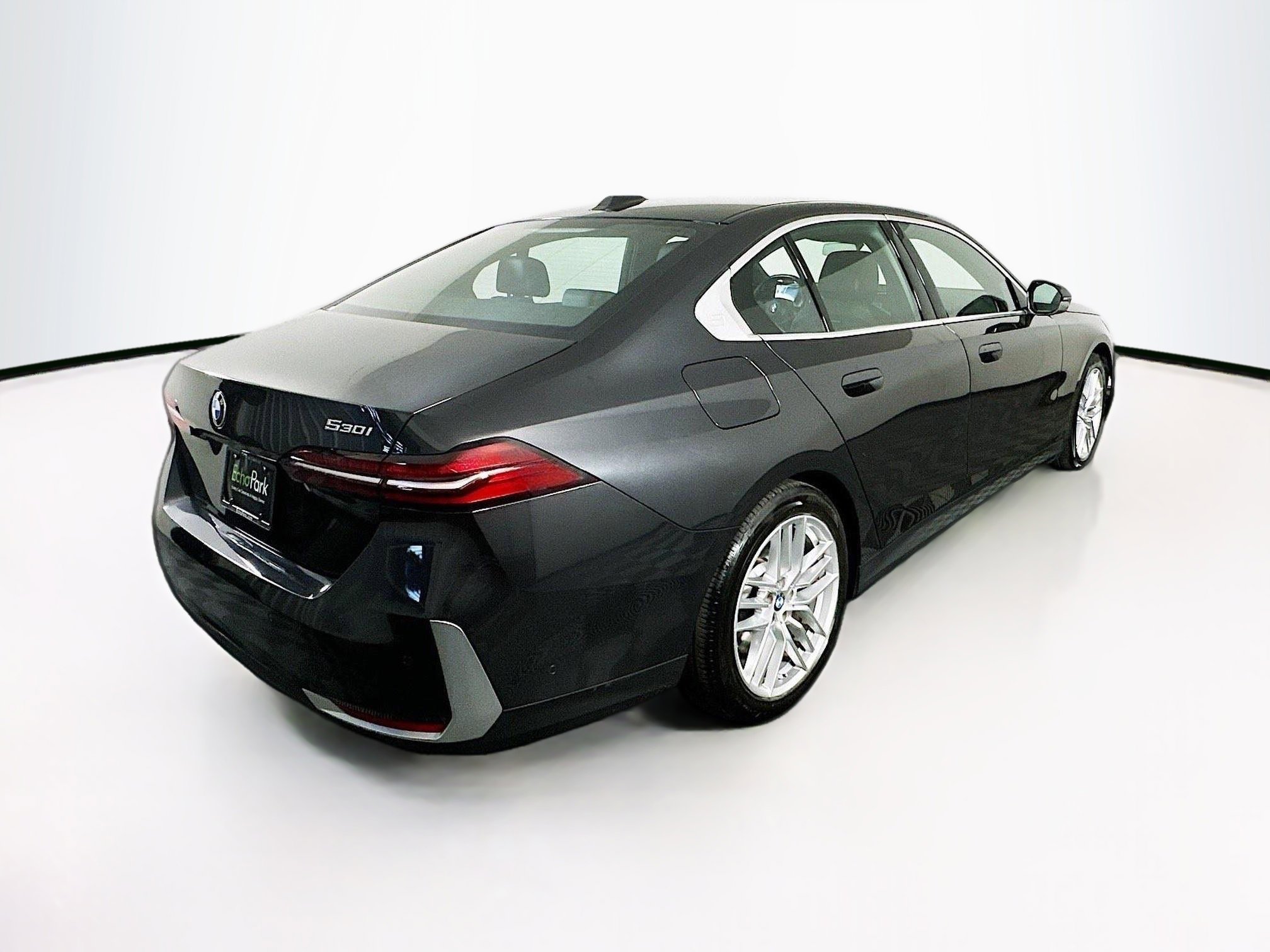 Used 2024 BMW 530i image 9