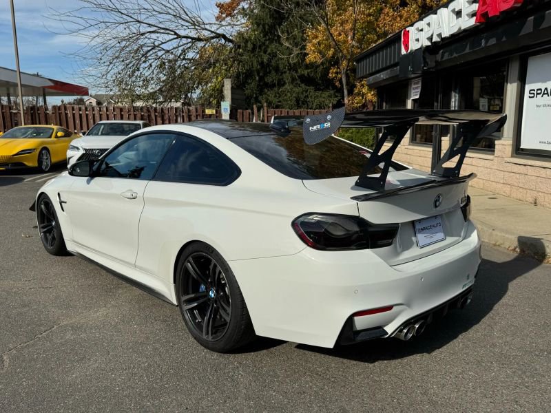 Used 2015 BMW M4 Coupe image 9