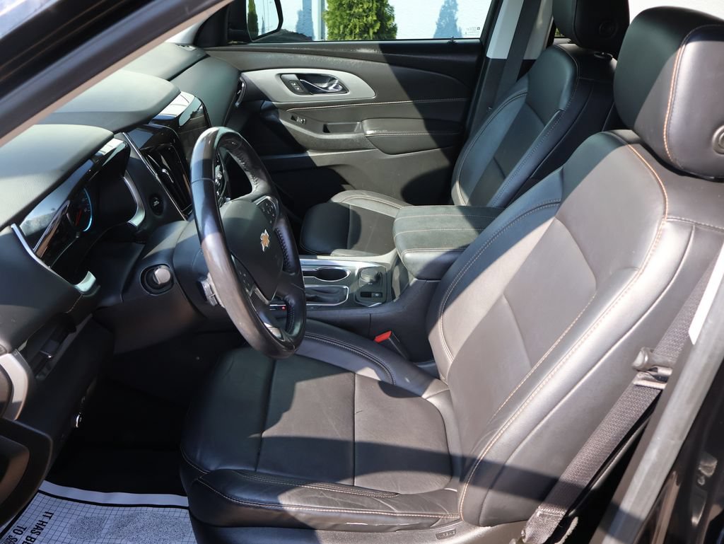 Certified 2018 Chevrolet Traverse LT w/ LPO, Black Accent Package AWD/4WD image 24