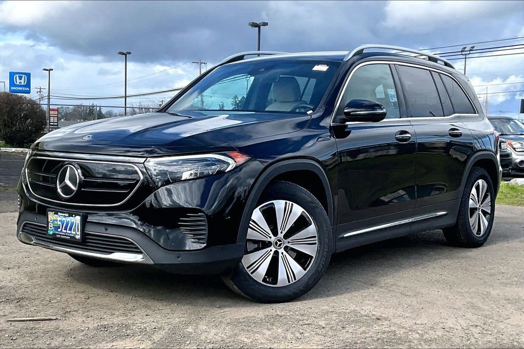 Used 2023 Mercedes-Benz EQB 250+ image 2