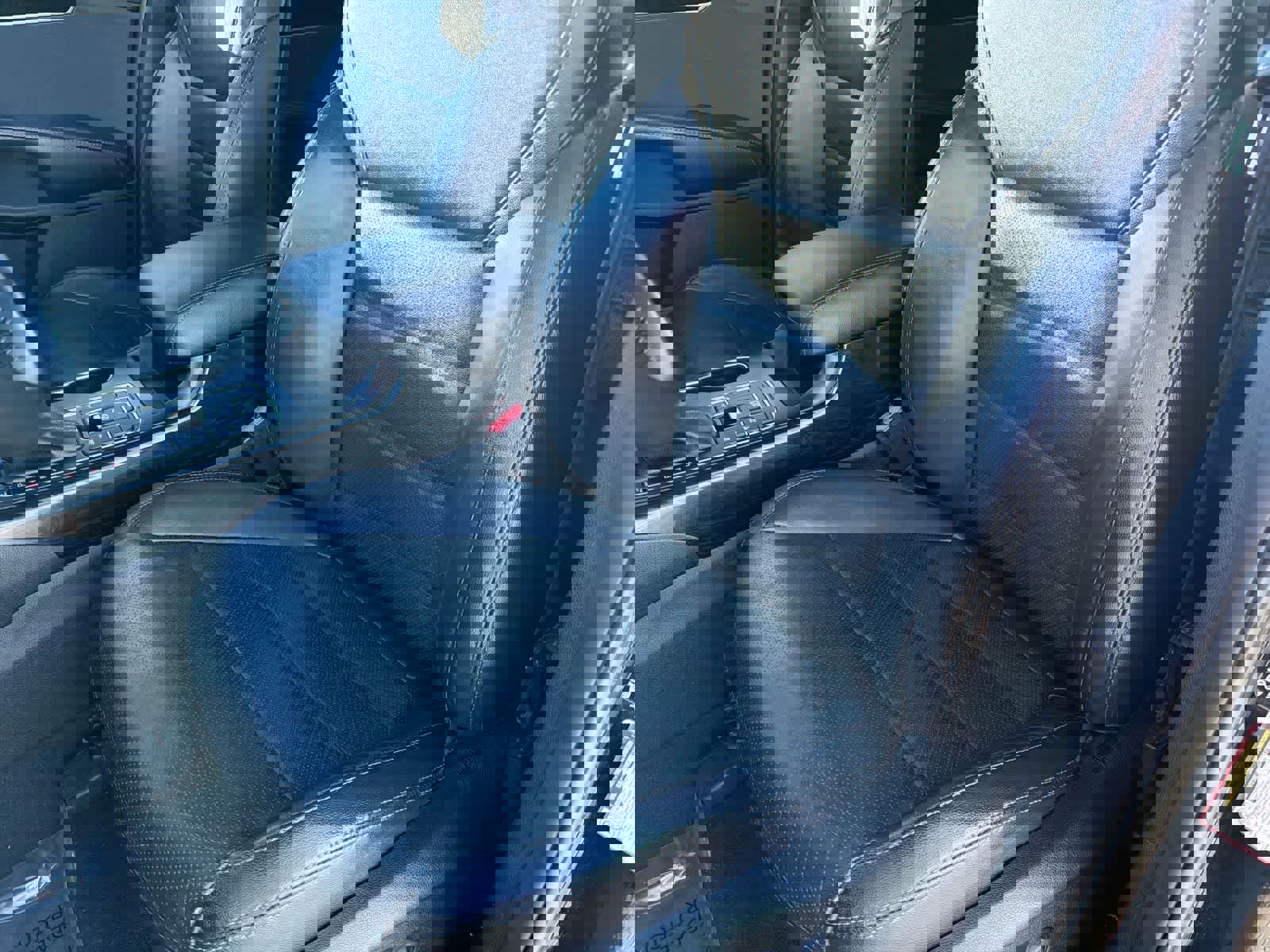 Used 2019 Kia Sorento EX image 17