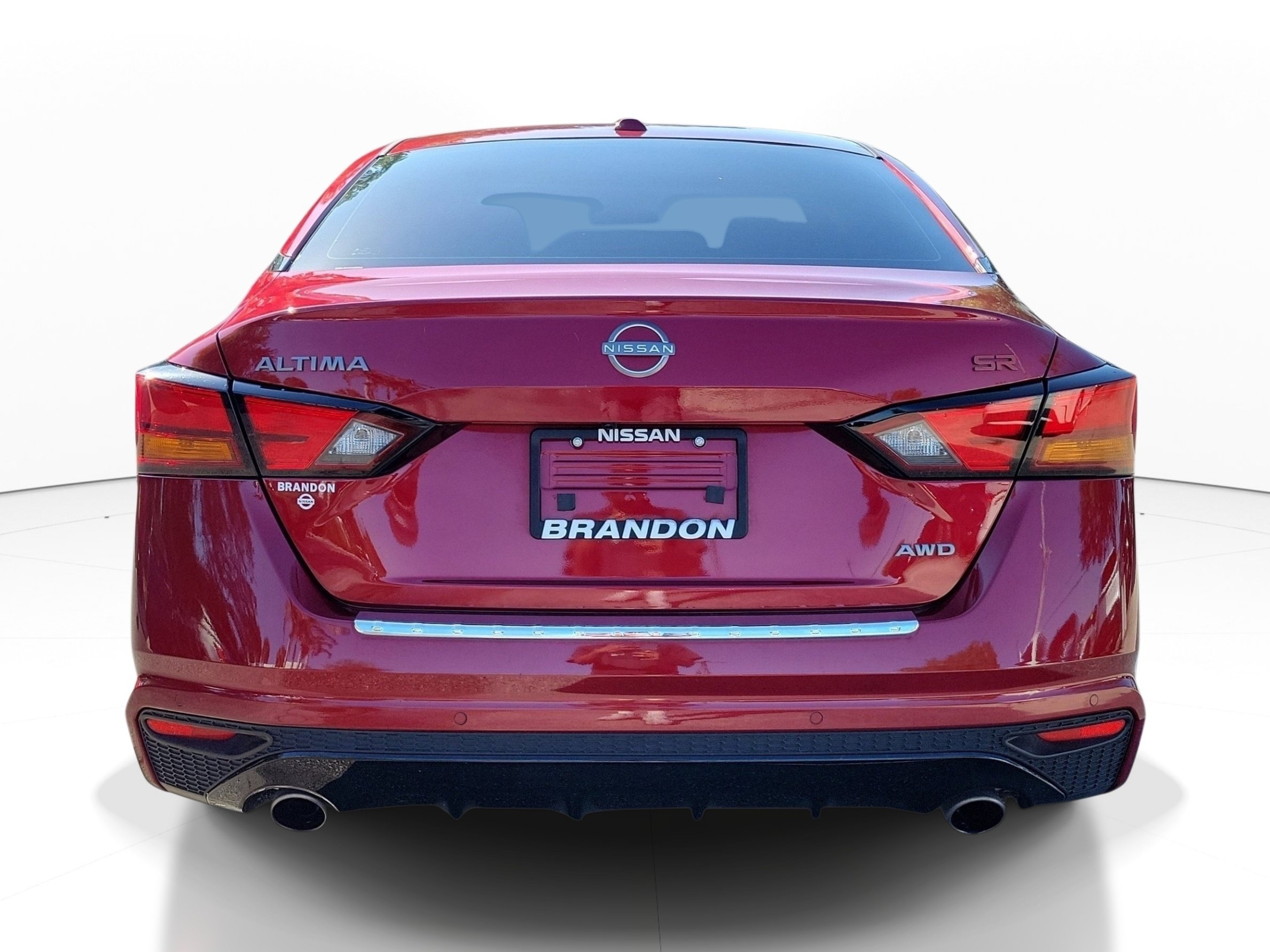 Used 2023 Nissan Altima 2.5 SR AWD/4WD image 6