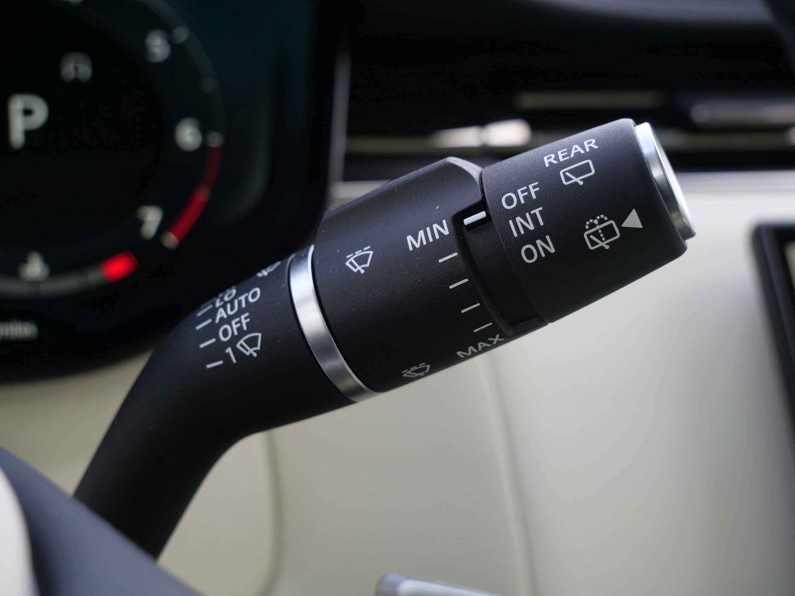 Certified 2023 Land Rover Range Rover SE AWD/4WD image 29