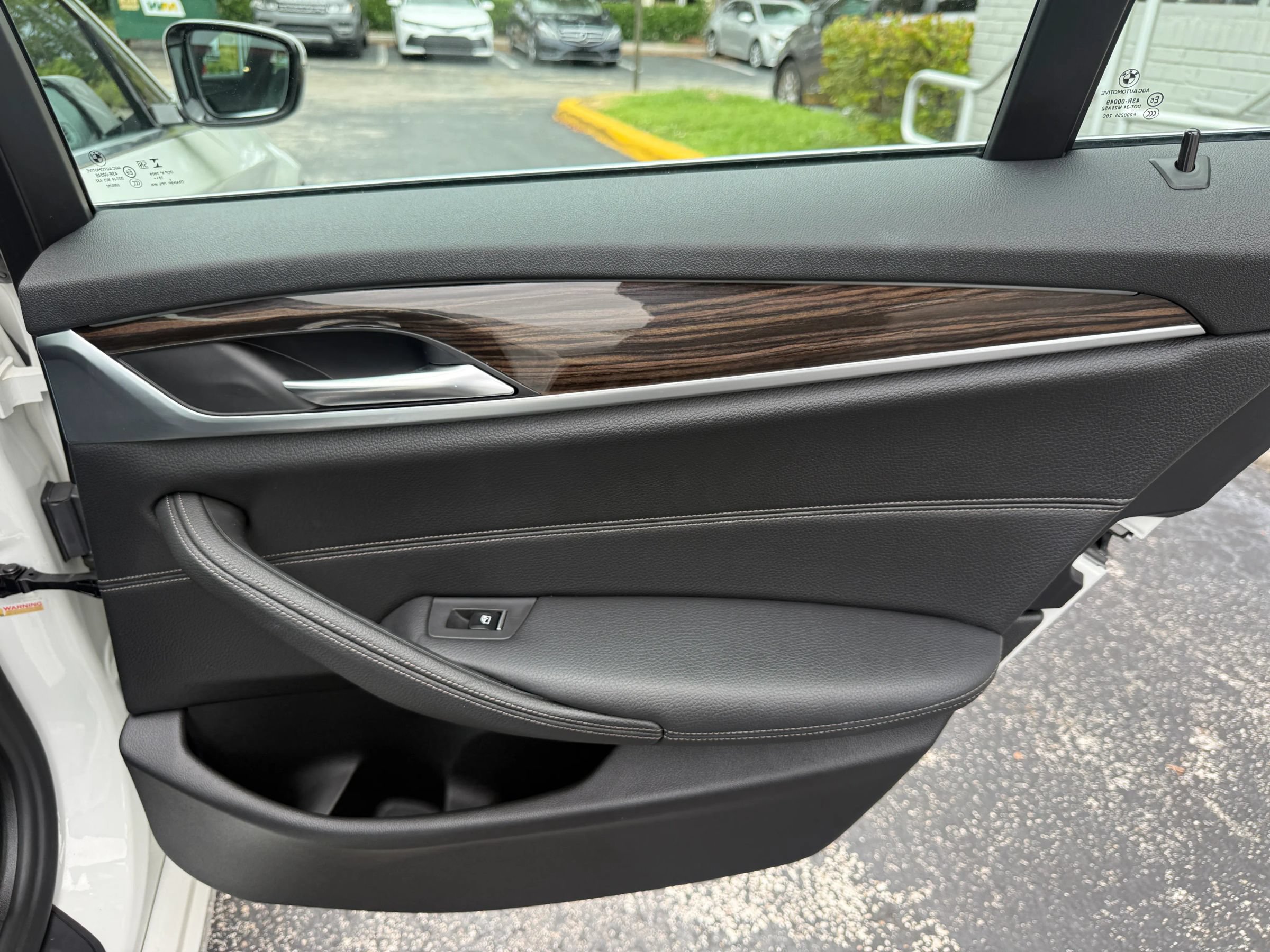 Used 2019 BMW 530i w/ Convenience Package RWD image 41