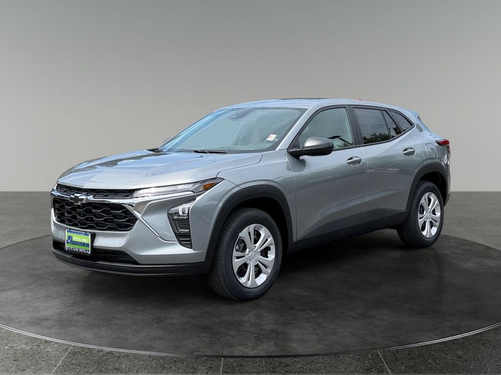 New 2026 Chevrolet Trax LS w/ Driver Confidence Package FWD image 3