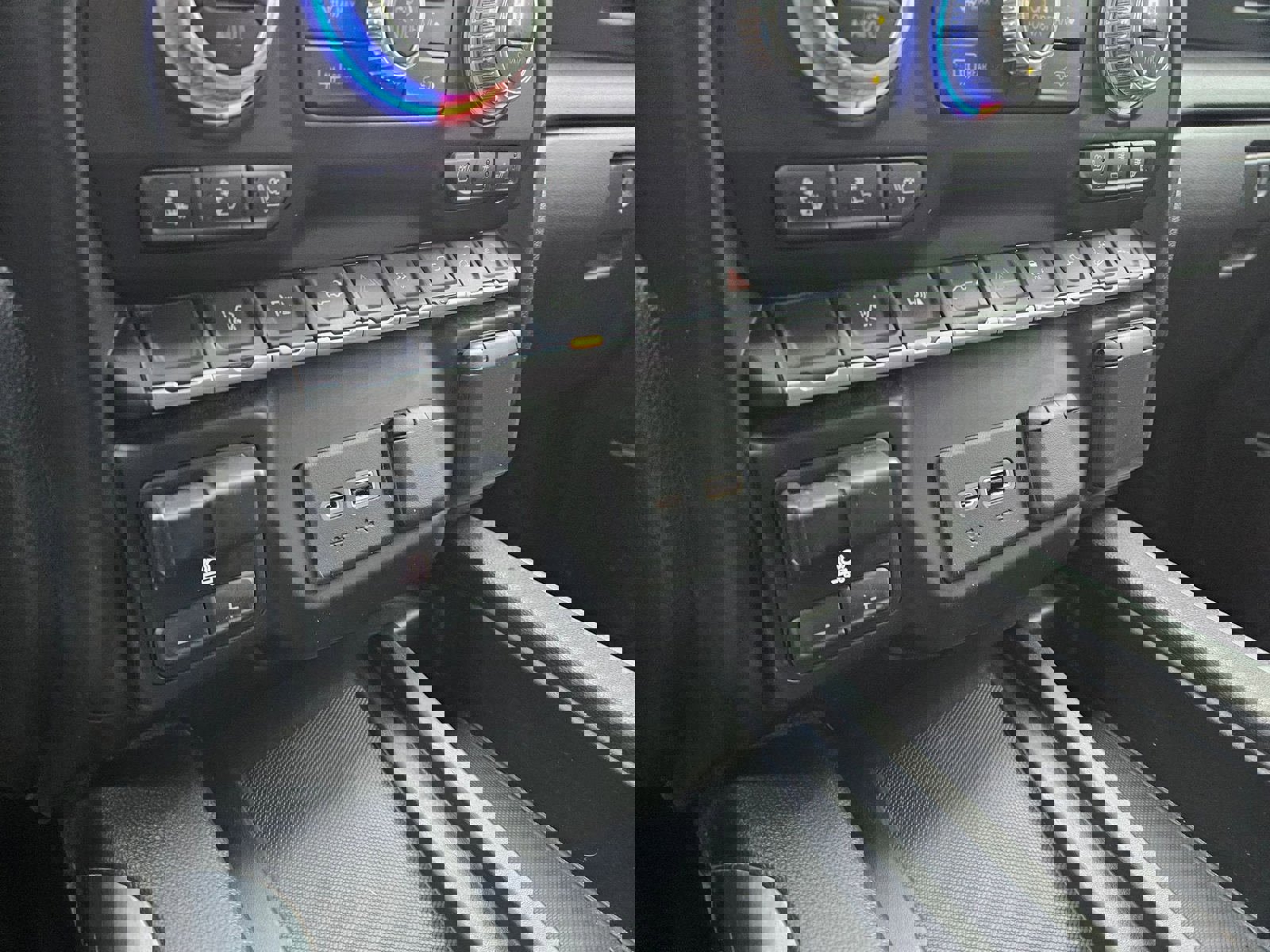 Used 2021 GMC Sierra 2500 AT4 w/ AT4 Premium Plus Package image 52