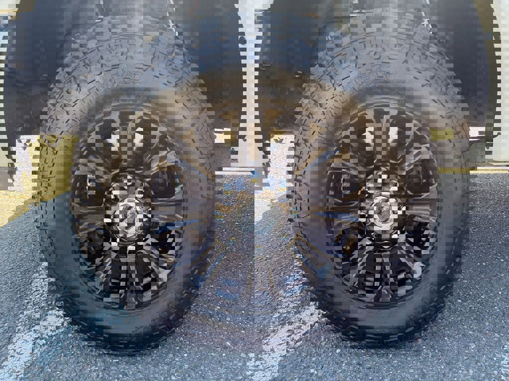 Used 2022 Ford F250 Lariat w/ Tremor Off-Road Package image 2