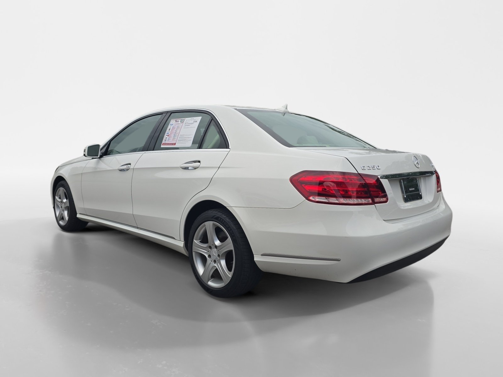 Used 2014 Mercedes-Benz E 250 BlueTEC 4MATIC Sedan video 3