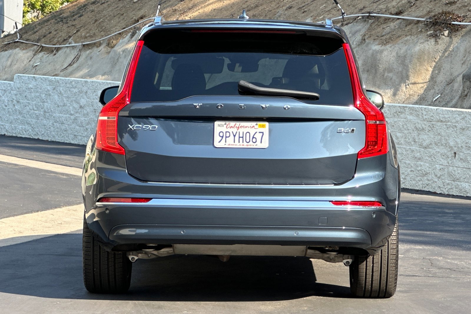 New 2025 Volvo XC90 B6 Plus w/ Protection Package Premier image 5