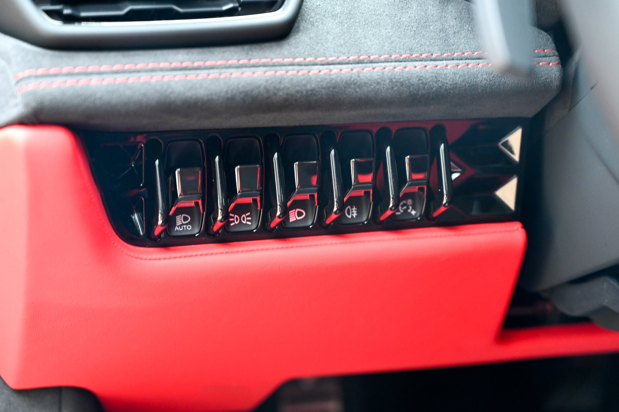 Used 2023 Lamborghini Huracan Tecnica image 21