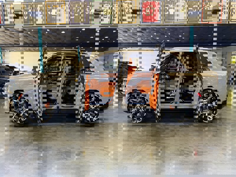 Used 2025 Rolls-Royce Cullinan image 5