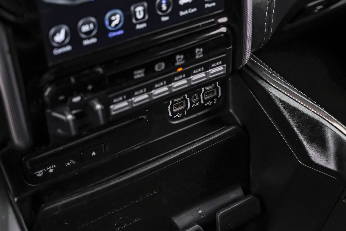 Used 2019 RAM 3500 Limited image 28