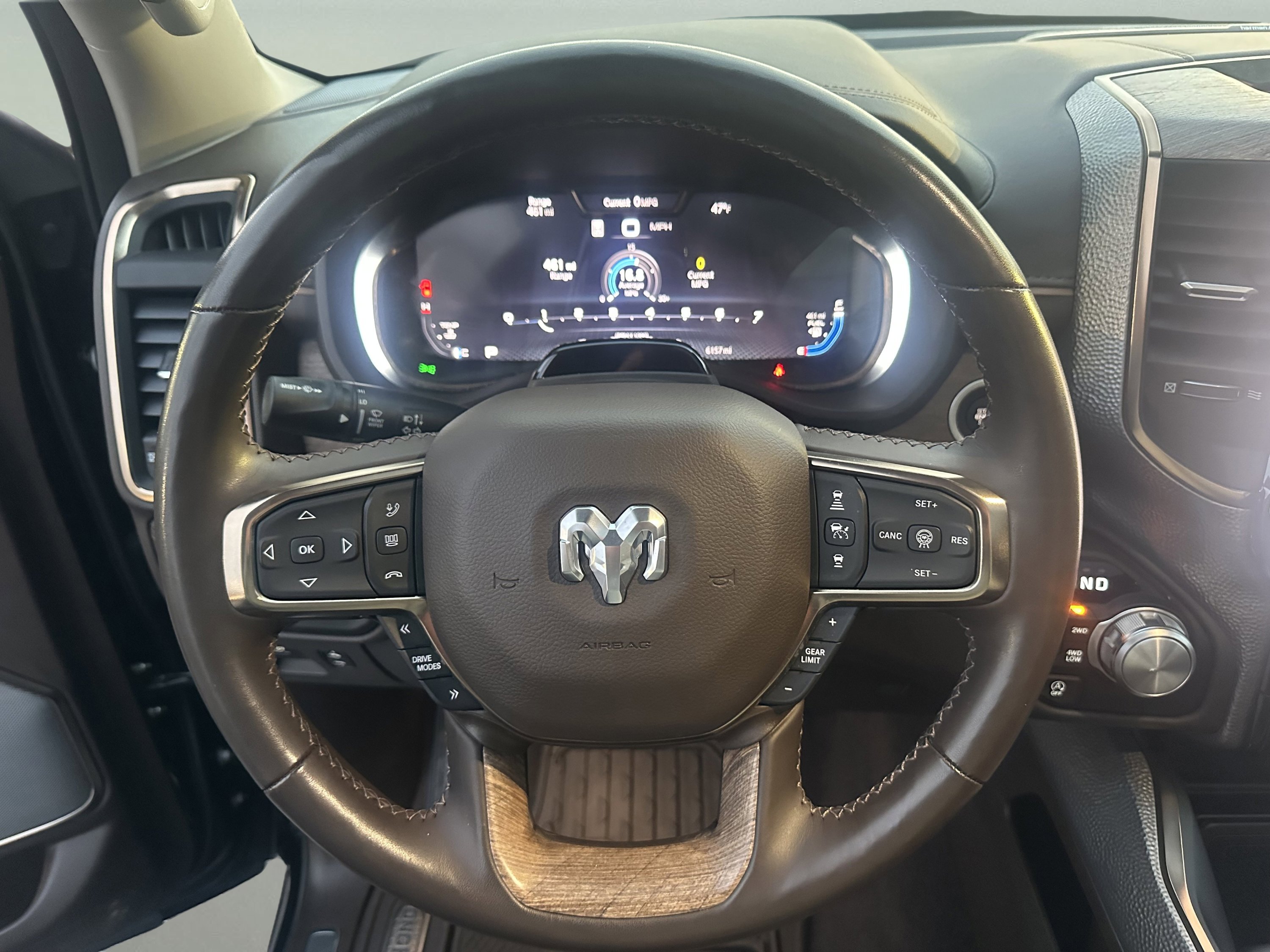 Used 2025 RAM 1500 Limited image 12