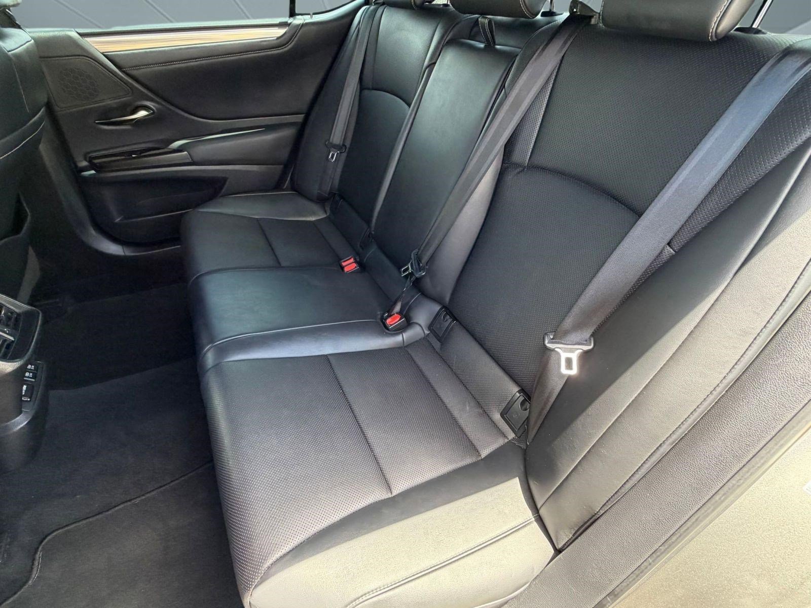 Used 2019 Lexus ES 350 F Sport w/ Accessory Package FWD image 13