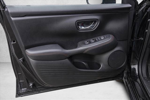 Used 2025 Honda HR-V Sport image 12