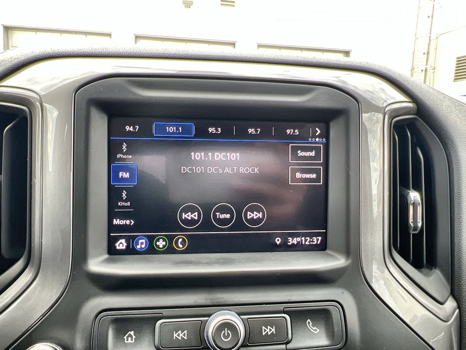 Used 2020 Chevrolet Silverado 1500 Custom Trail Boss w/ Infotainment Package image 18