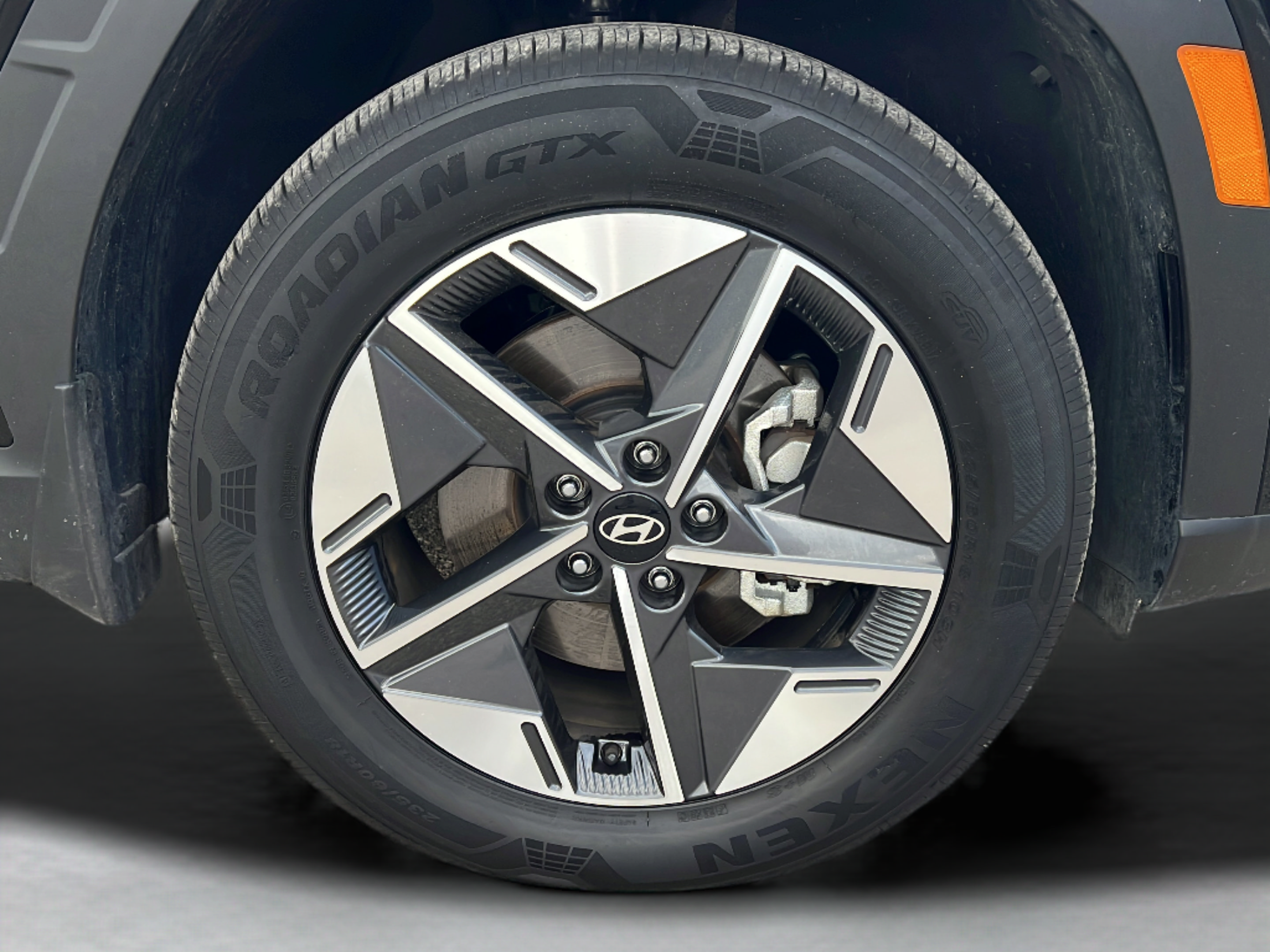 Used 2025 Hyundai Tucson SEL AWD/4WD image 27