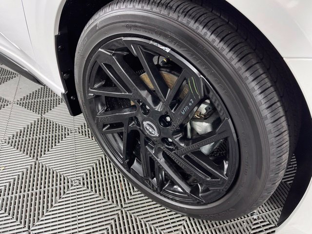 New 2027 Nissan Sentra SR w/ SR Premium Package FWD image 15