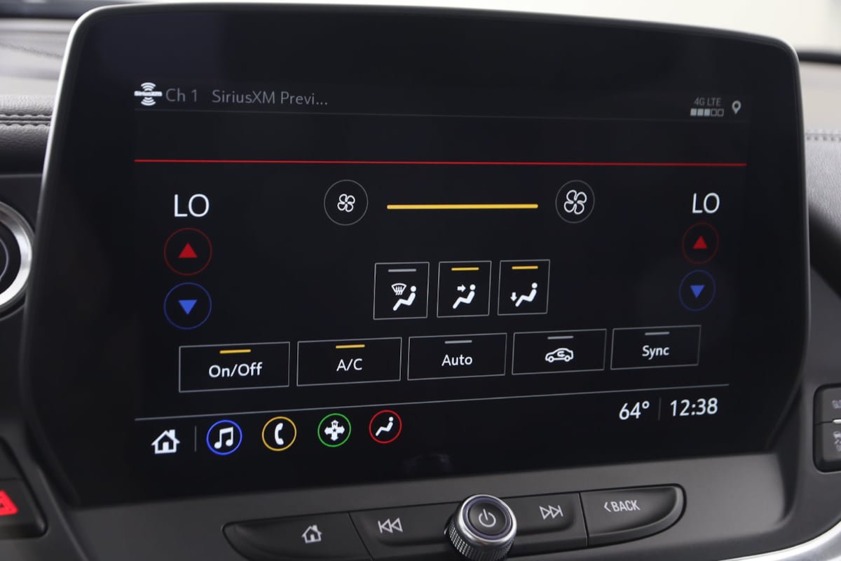 Used 2024 Chevrolet Blazer LT w/ Convenience Package FWD image 29