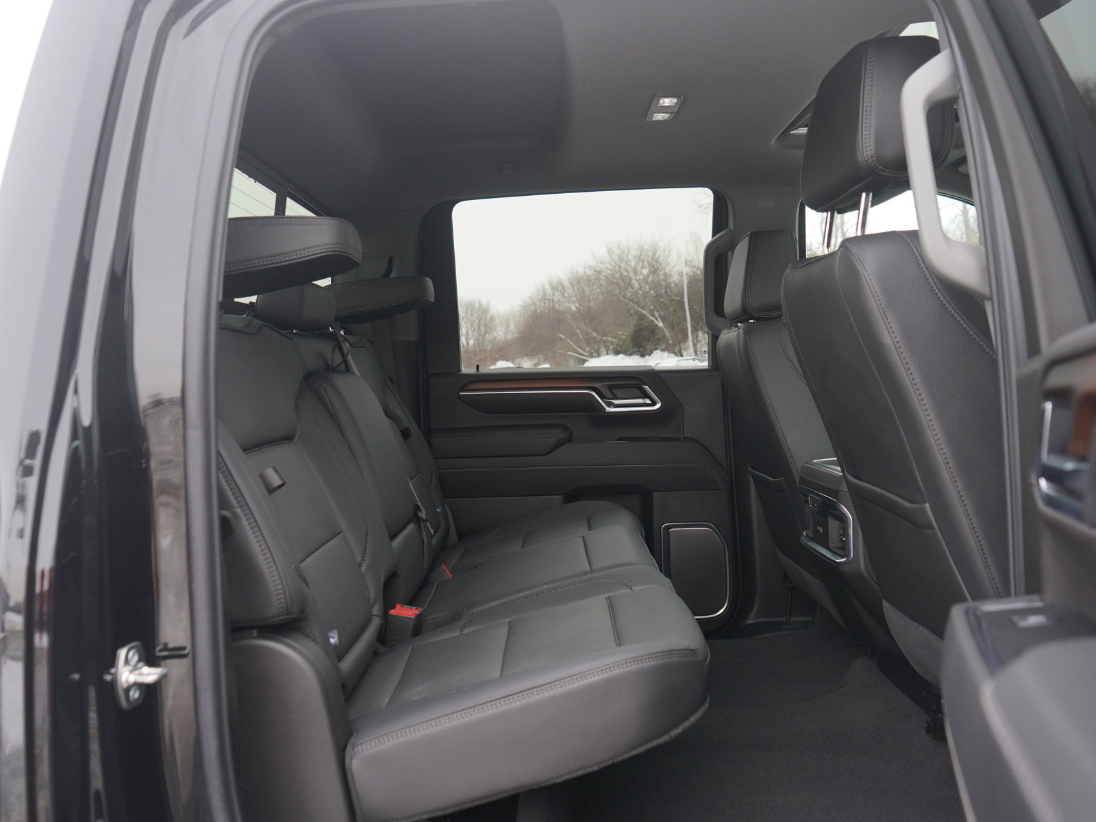 Used 2025 GMC Sierra 3500 Denali w/ Denali Reserve Package image 11