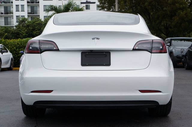 Used 2021 Tesla Model 3 Standard Range Plus RWD image 6