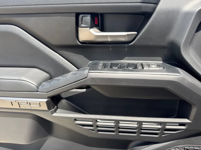 New 2026 Toyota Tacoma TRD Off-Road AWD/4WD image 16