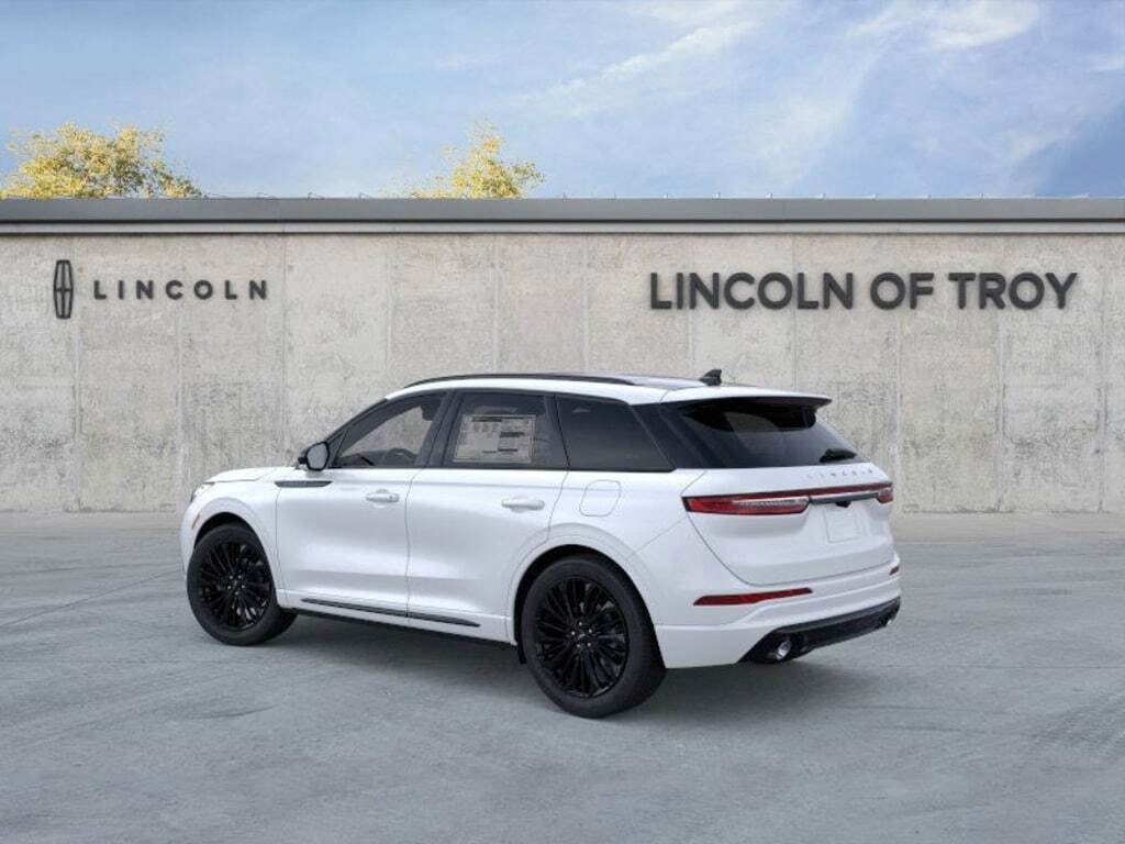 New 2025 Lincoln Corsair Reserve w/ Jet Appearance Package image 26