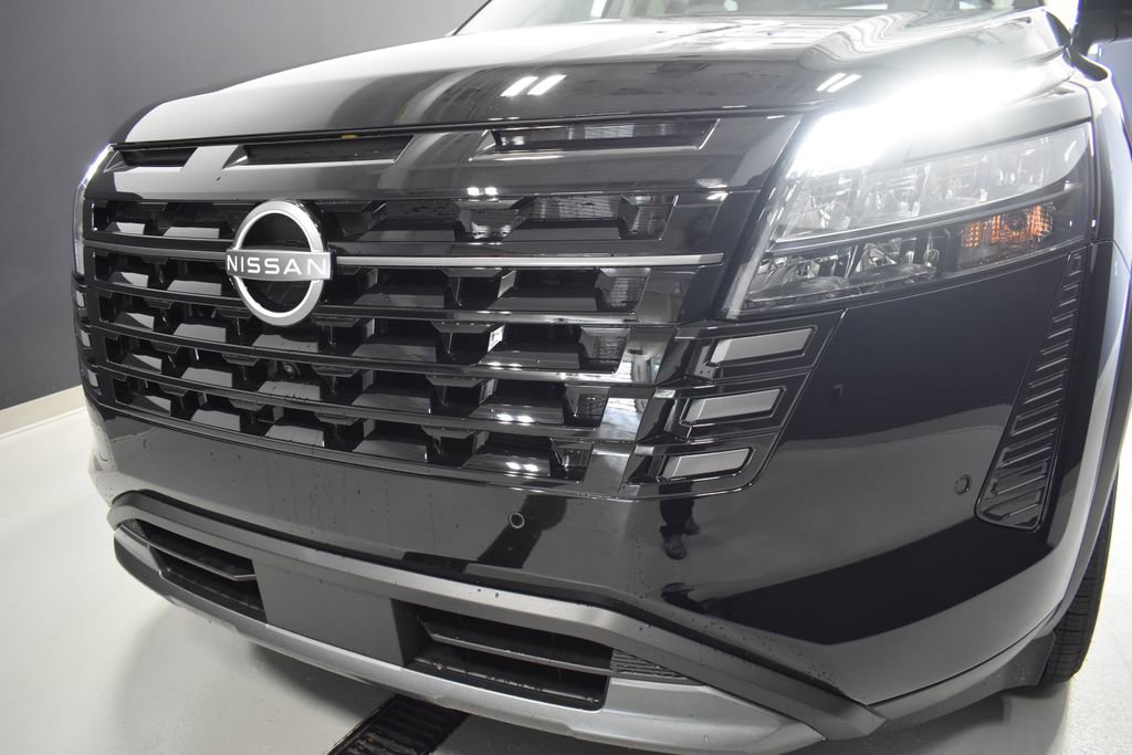 New 2026 Nissan Pathfinder SL AWD/4WD image 11
