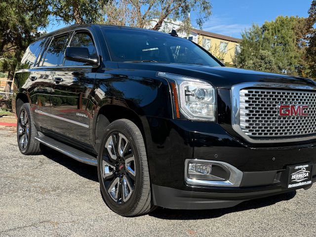 Used 2016 GMC Yukon Denali w/ Open Road Package image 3