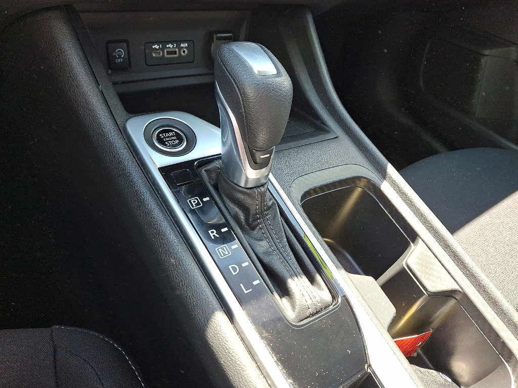 Used 2024 Nissan Sentra SV w/ All-Weather Package FWD image 12