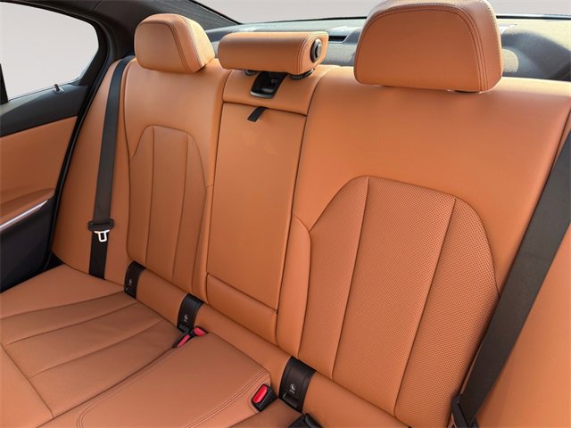 Certified 2025 BMW 330i xDrive Sedan w/ Convenience Package image 13