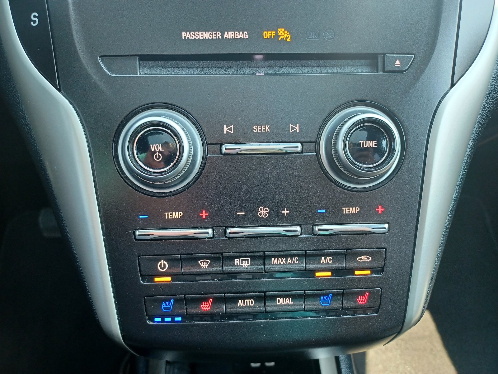 Used 2019 Lincoln MKC Reserve w/ MKC Technology Package AWD/4WD image 24