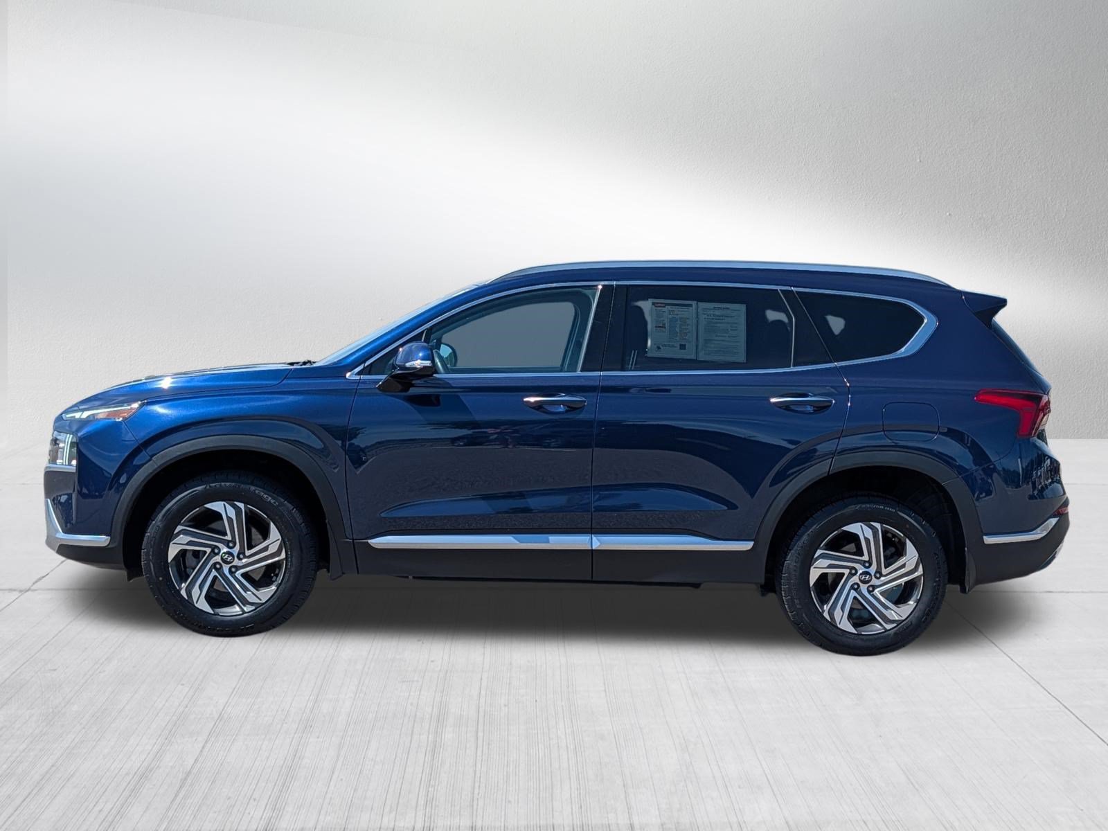 Used 2022 Hyundai Santa Fe SEL w/ Convenience Package AWD/4WD image 4