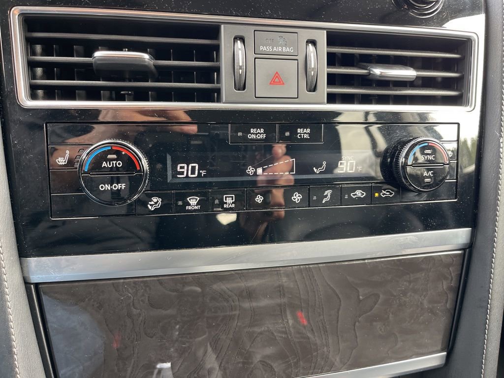 Used 2024 INFINITI QX80 Luxe image 11