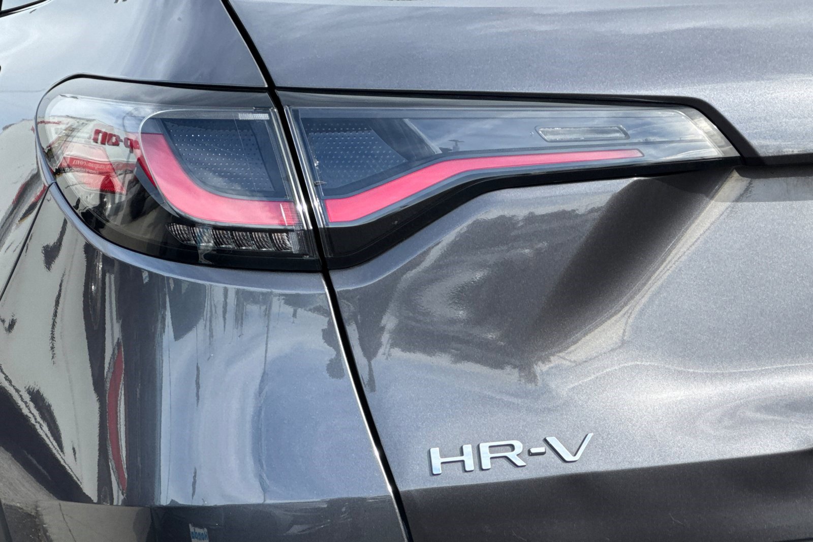Used 2024 Honda HR-V LX image 12