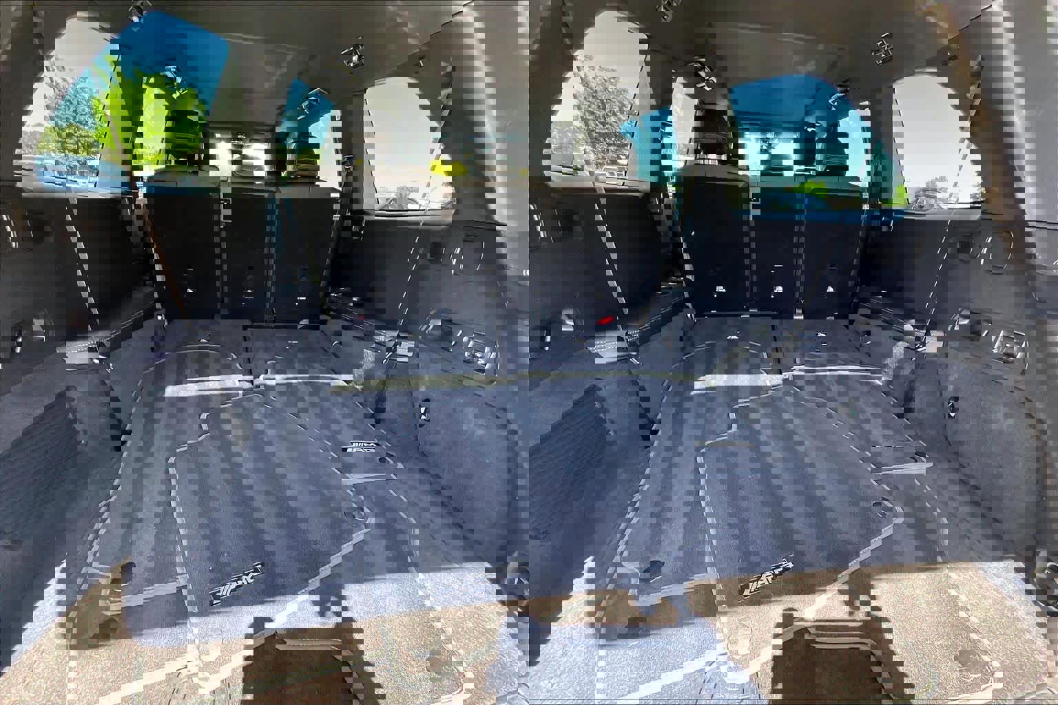 Used 2025 Mercedes-Benz GLS 450 4MATIC image 23