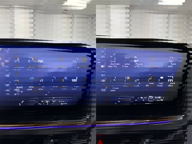 Certified 2024 Buick Envision Avenir image 13