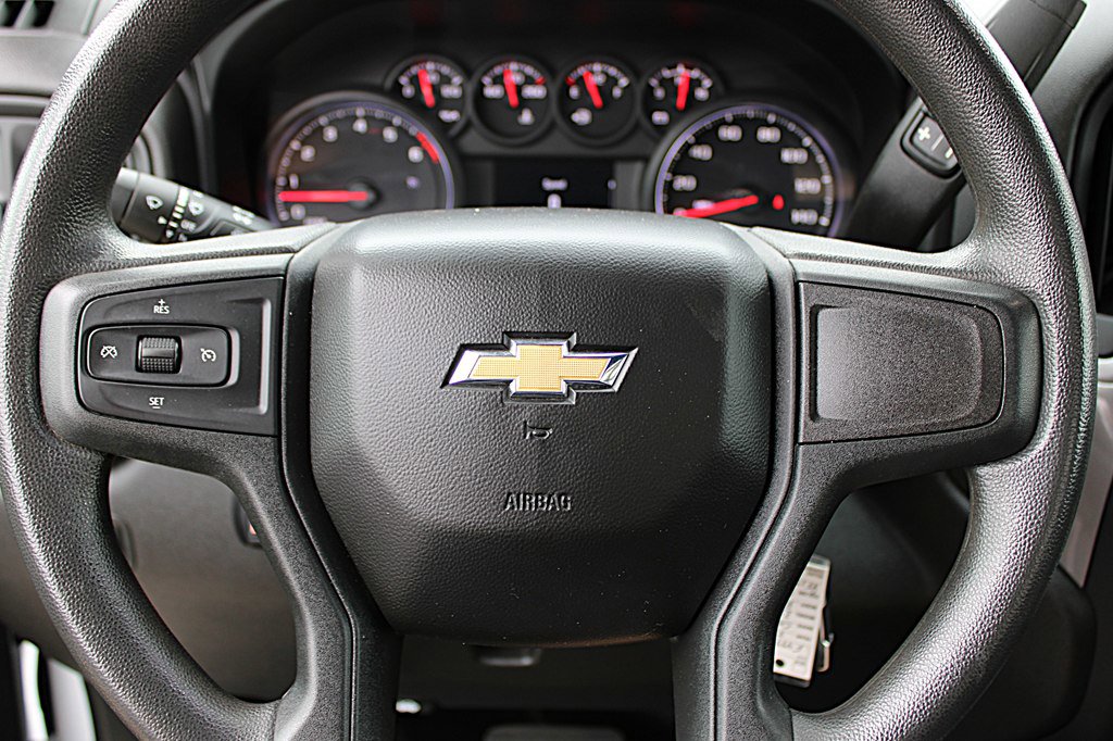 Used 2023 Chevrolet Silverado 3500 W/T image 25