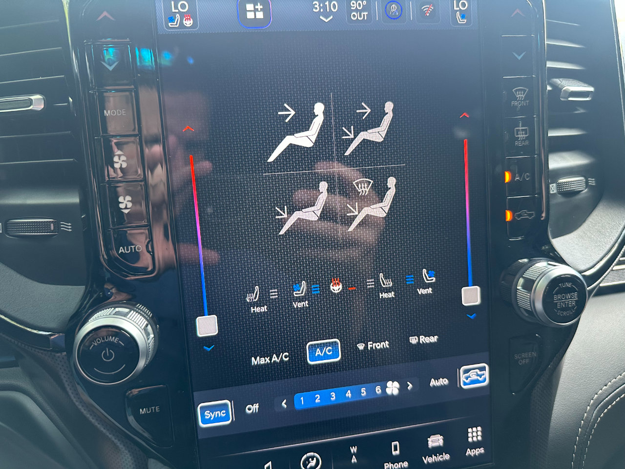 Used 2023 RAM 2500 Limited image 46