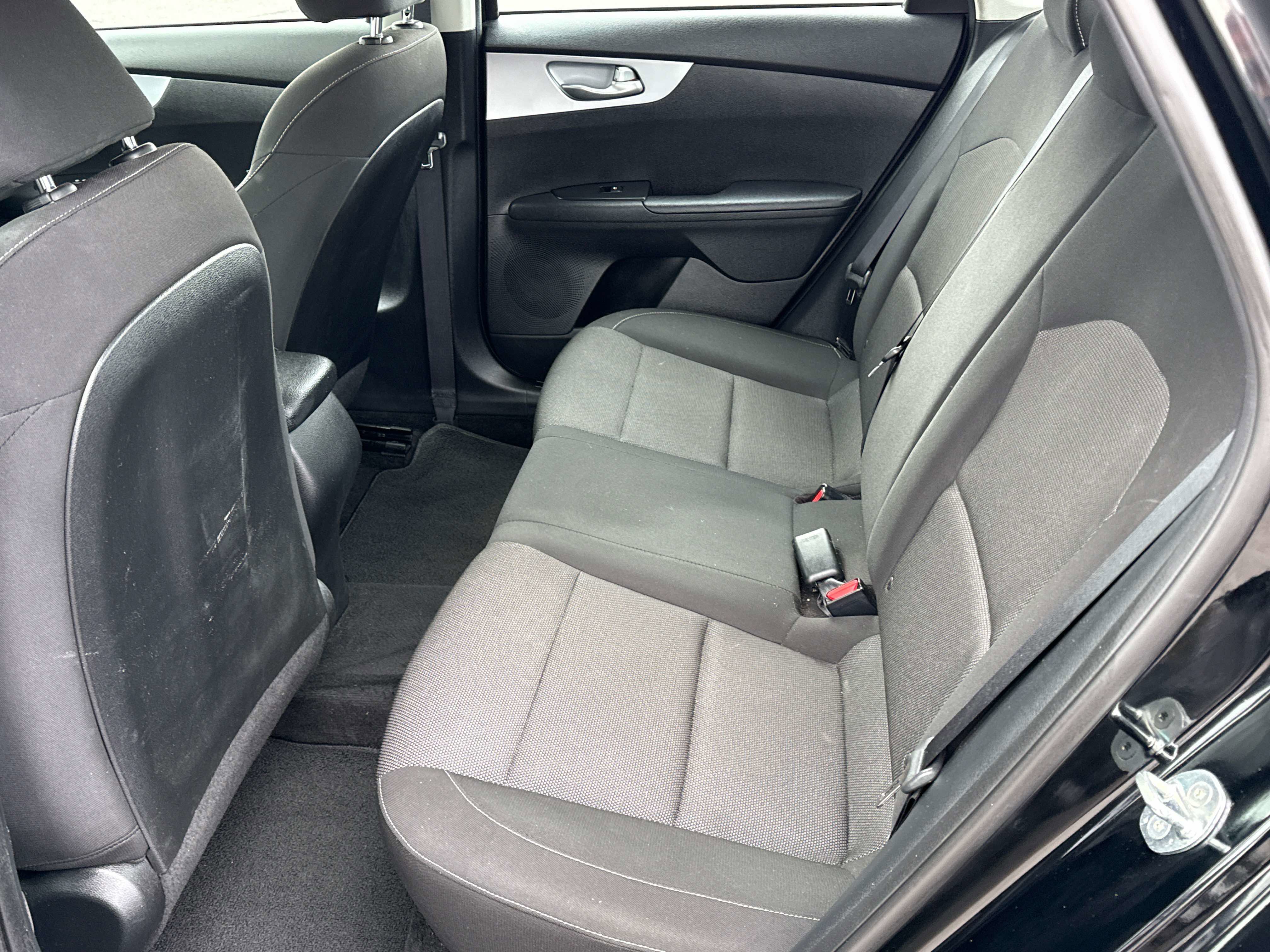 Used 2023 Kia Forte LXS w/ LXS Technology Package FWD image 12