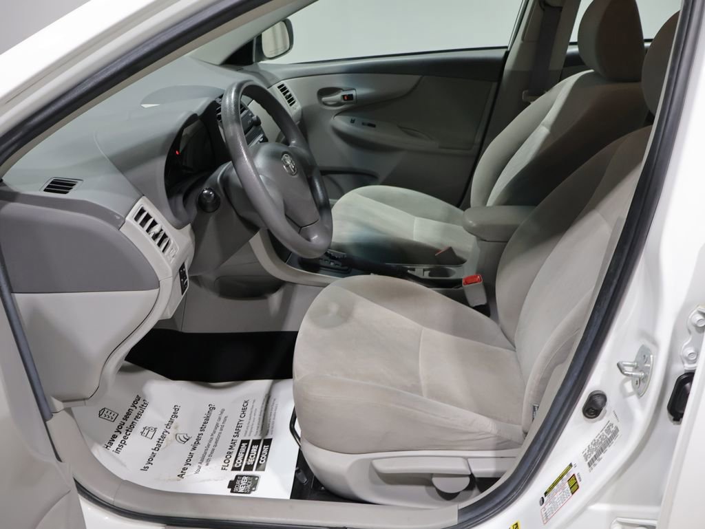 Used 2009 Toyota Corolla LE image 9