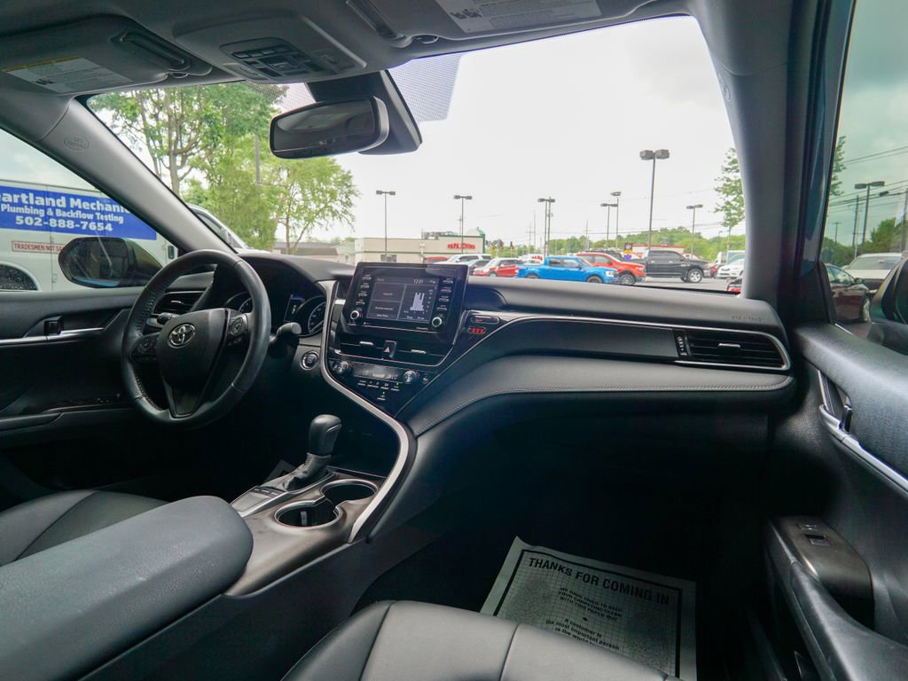 Used 2023 Toyota Camry SE w/ Convenience Package FWD image 14