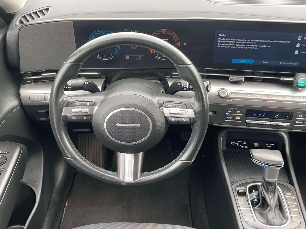 Used 2024 Hyundai Kona SEL AWD/4WD image 14
