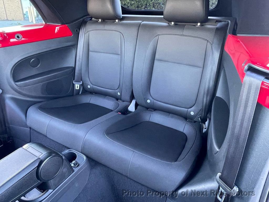 Used 2013 Volkswagen Beetle TDI FWD image 11