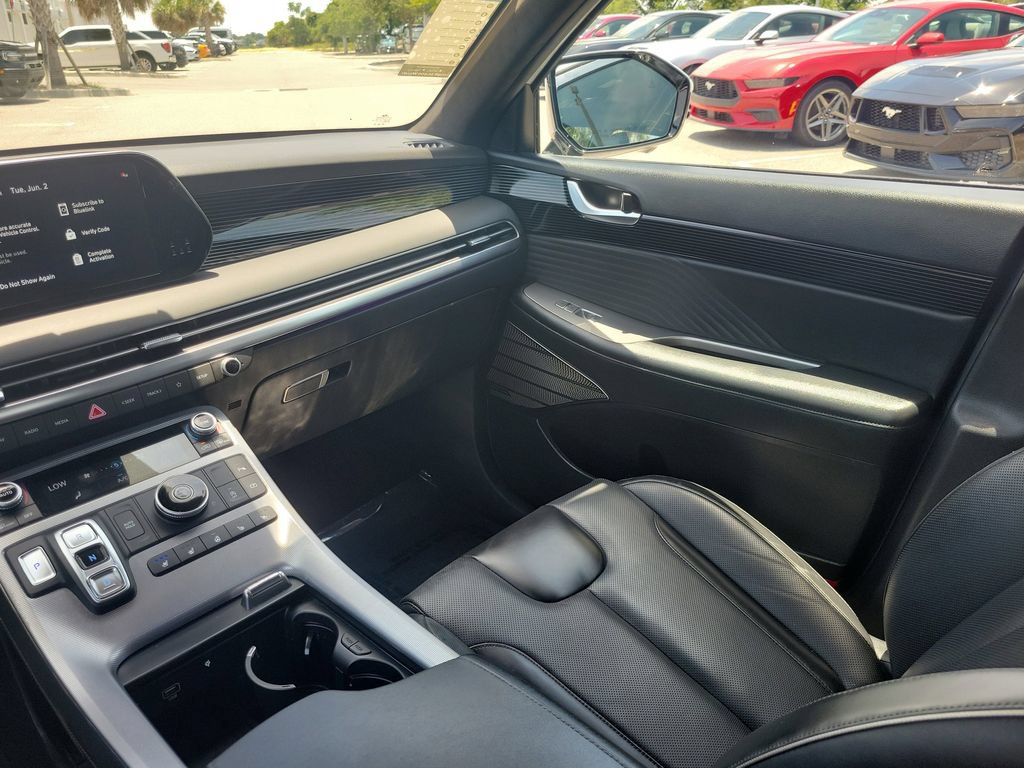 Used 2023 Hyundai Palisade Calligraphy FWD image 13