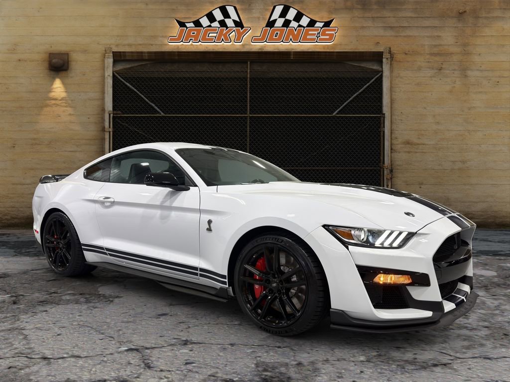 Used 2021 Ford Mustang Shelby GT500 w/ Technology Package RWD image 11