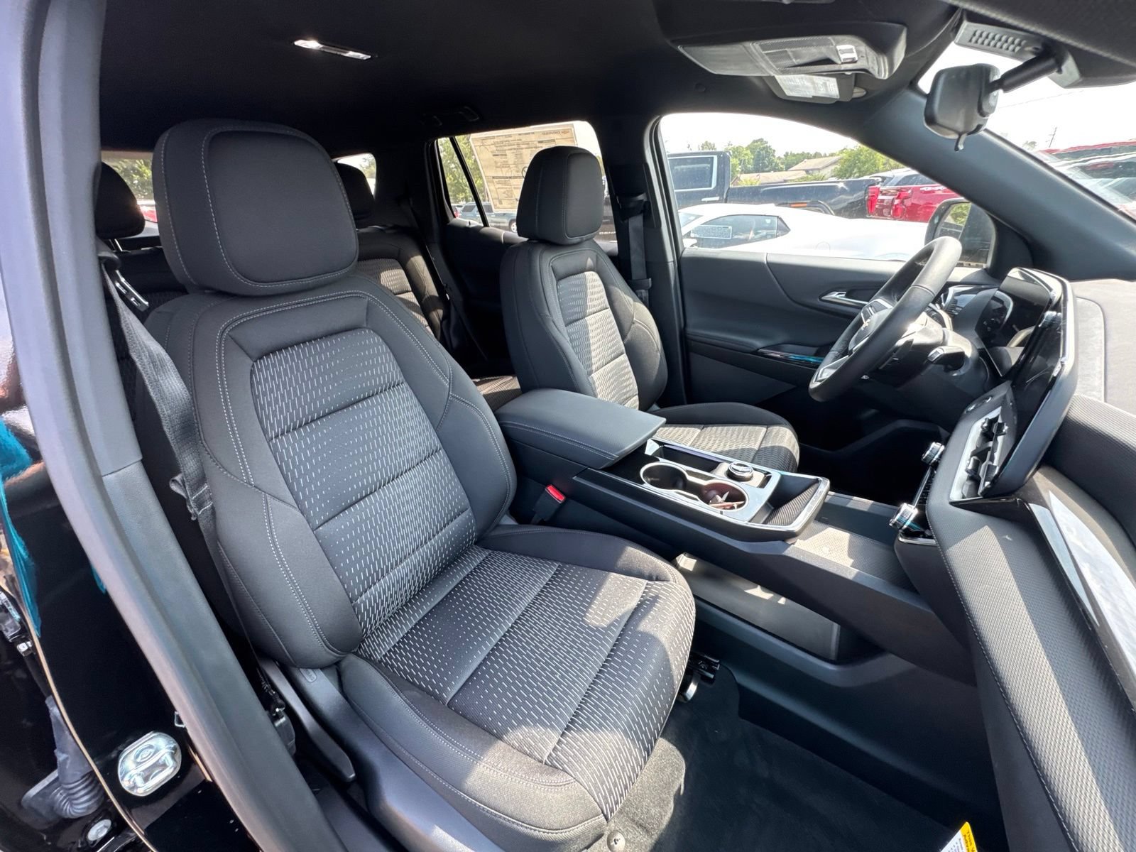 New 2027 Chevrolet Equinox LT AWD/4WD image 33