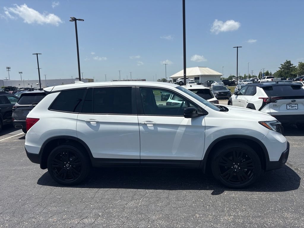 Used 2020 Honda Passport Sport image 2